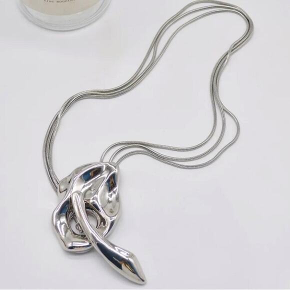 Silver Geometric Handmade Creative Design Necklace Party Event - Picture 9 of 13